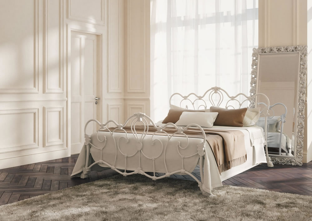Кровать Dreamline Michelle (2 спинки) сталь-черный глянец с золочением 135х195